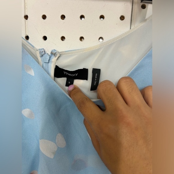 Theory Ruffled Dress in Floral Silk - Picture 8 of 8